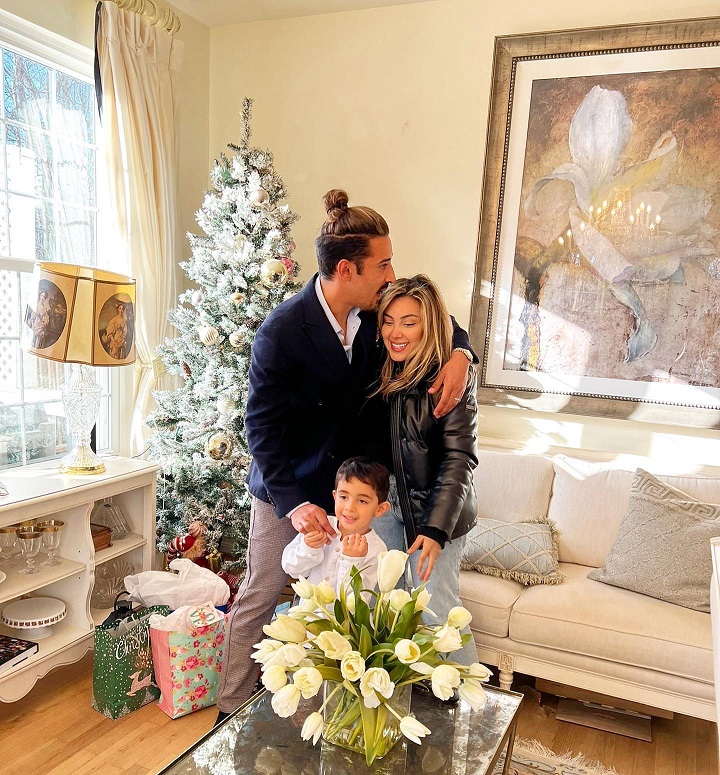 جشن تولد لاکچری رضا قوچان نژاد برای همسرش + عکس جشن تولد لاکچری رضا قوچان نژاد برای همسرش + عکس