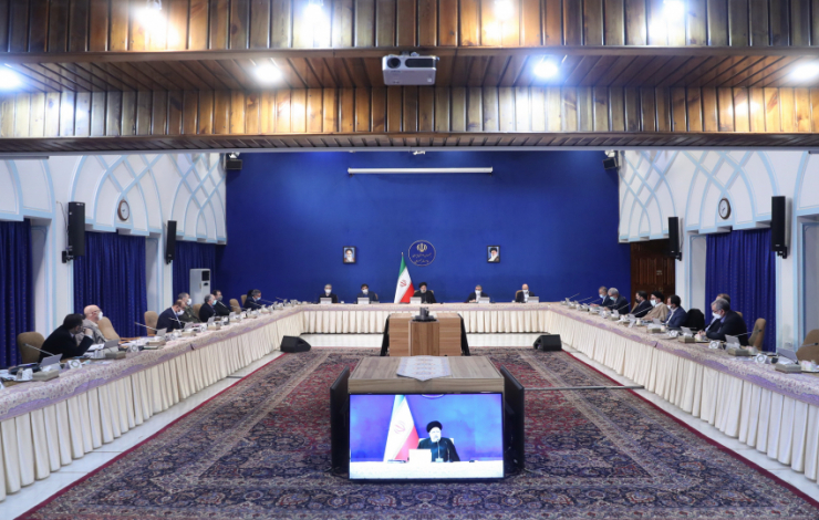 ساکنان حاشیهساز خیابان پاستور | وزرای رئیسی زیر تیغ استیضاح میروند؟ ساکنان حاشیهساز خیابان پاستور | وزرای رئیسی زیر تیغ استیضاح میروند؟