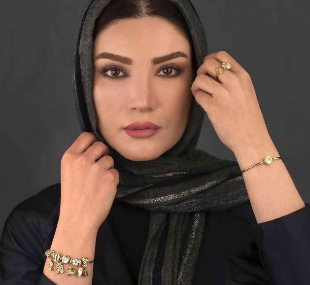 چهره جذاب متین ستوده با زیورآلات لاکچری + عکس چهره جذاب متین ستوده با زیورآلات لاکچری + عکس