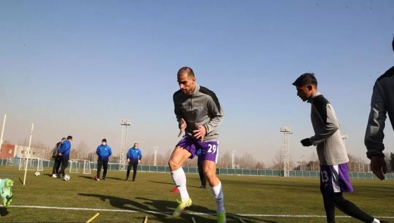 یک مهاجم جذاب در راه پرسپولیس ؛ آقای لژیونر سرخپوش می شود ؟! یک مهاجم جذاب در راه پرسپولیس ؛ آقای لژیونر سرخپوش می شود ؟!