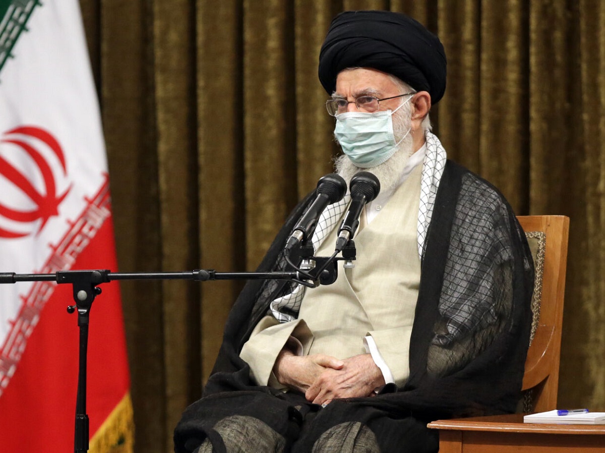 رفع تحریم دست من و شما نیست، دست دیگران است