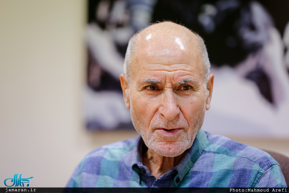 بهزاد نبوی:راهی جز سهمیهبندی کالاهای اساسی برای خروج از بحران فعلی نداریم بهزاد نبوی:راهی جز سهمیهبندی کالاهای اساسی برای خروج از بحران فعلی نداریم