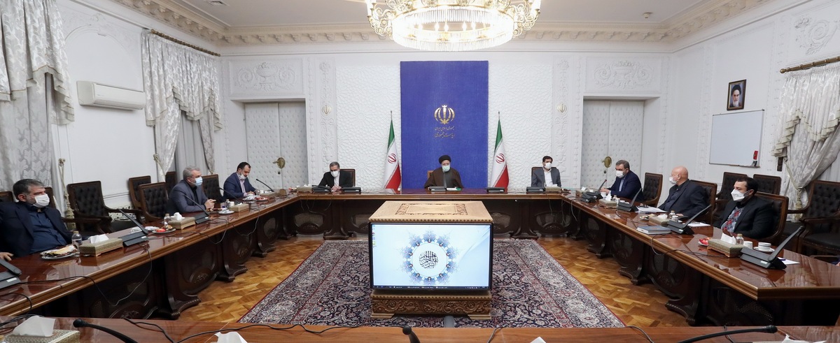 دستور رئیسی به بانک مرکزی برای ساماندهی وضعیت بانکها دستور رئیسی به بانک مرکزی برای ساماندهی وضعیت بانکها