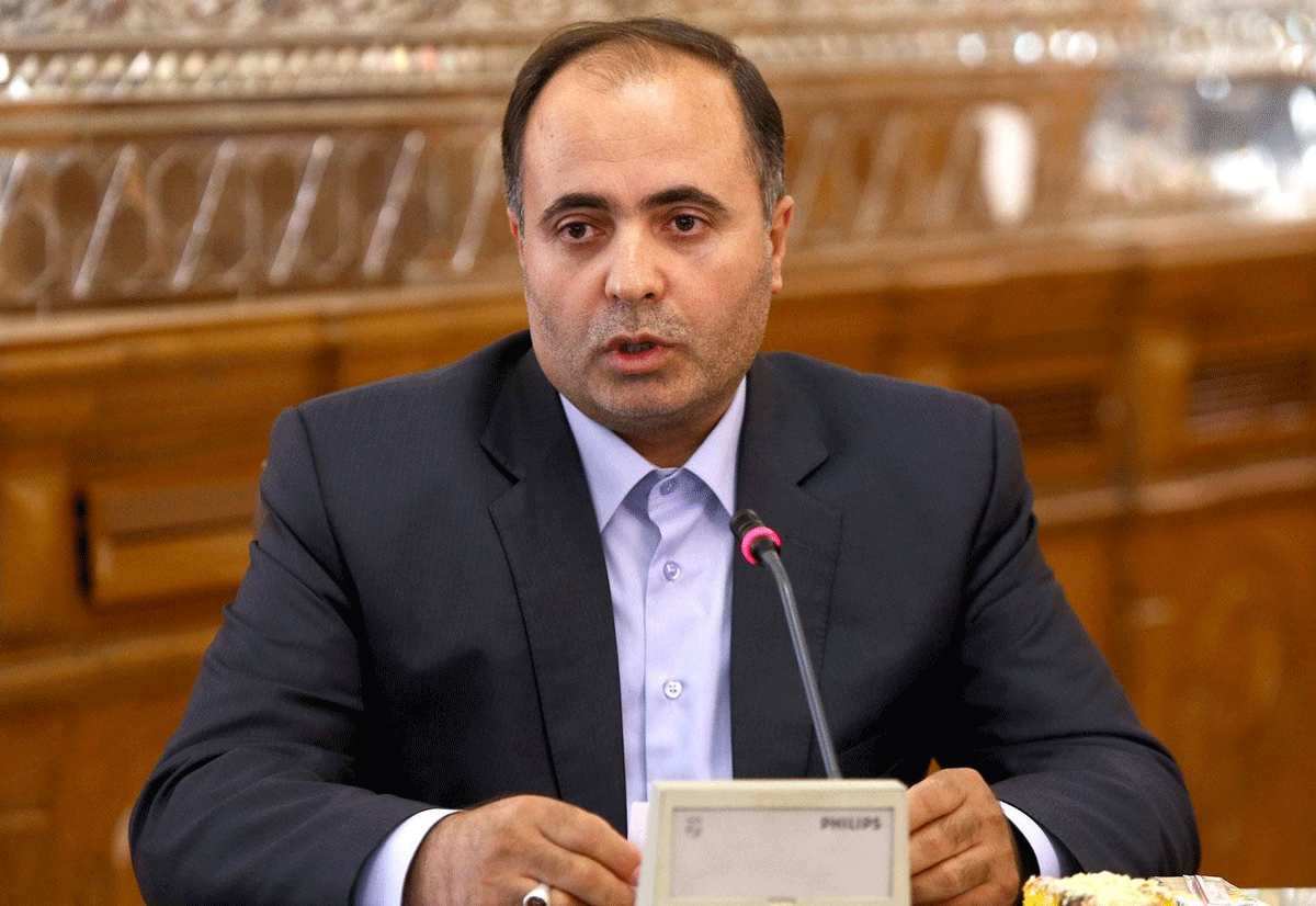 یک نماینده: طرح صیانت، سفارش بیرون از مجلس بود یک نماینده: طرح صیانت، سفارش بیرون از مجلس بود