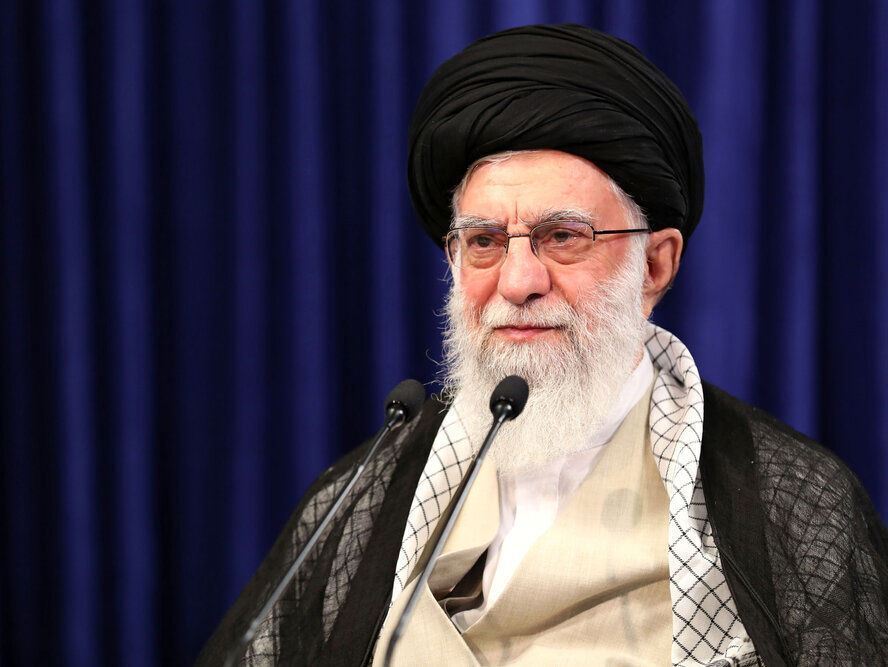 رهبر انقلاب: ذهن بنده به موضوع بهکارگیری زنان در ردههای گوناگون تصمیمسازی و تصمیمگیری کشور مشغول است؛ باید یک راهی برایش پیدا کنیم رهبر انقلاب: ذهن بنده به موضوع بهکارگیری زنان در ردههای گوناگون تصمیمسازی و تصمیمگیری کشور مشغول است؛ باید یک راهی برایش پیدا کنیم