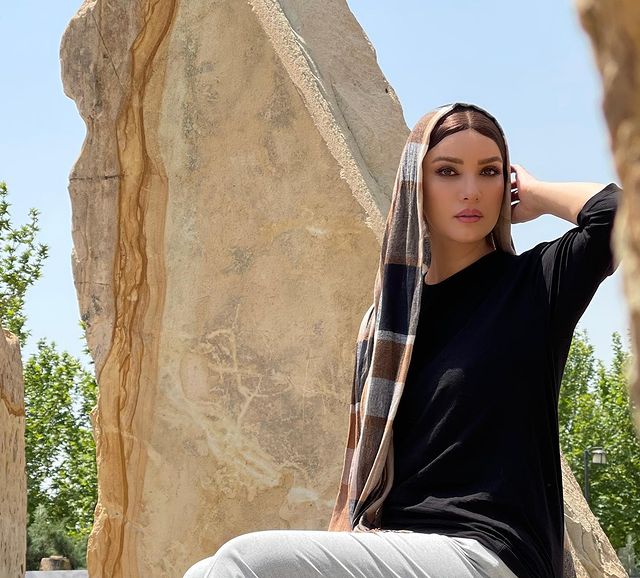 یک نفر لبخند متین ستوده را ببیند + عکس یک نفر لبخند متین ستوده را ببیند + عکس