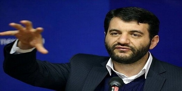 حاشیههای یک استعفا حاشیههای یک استعفا