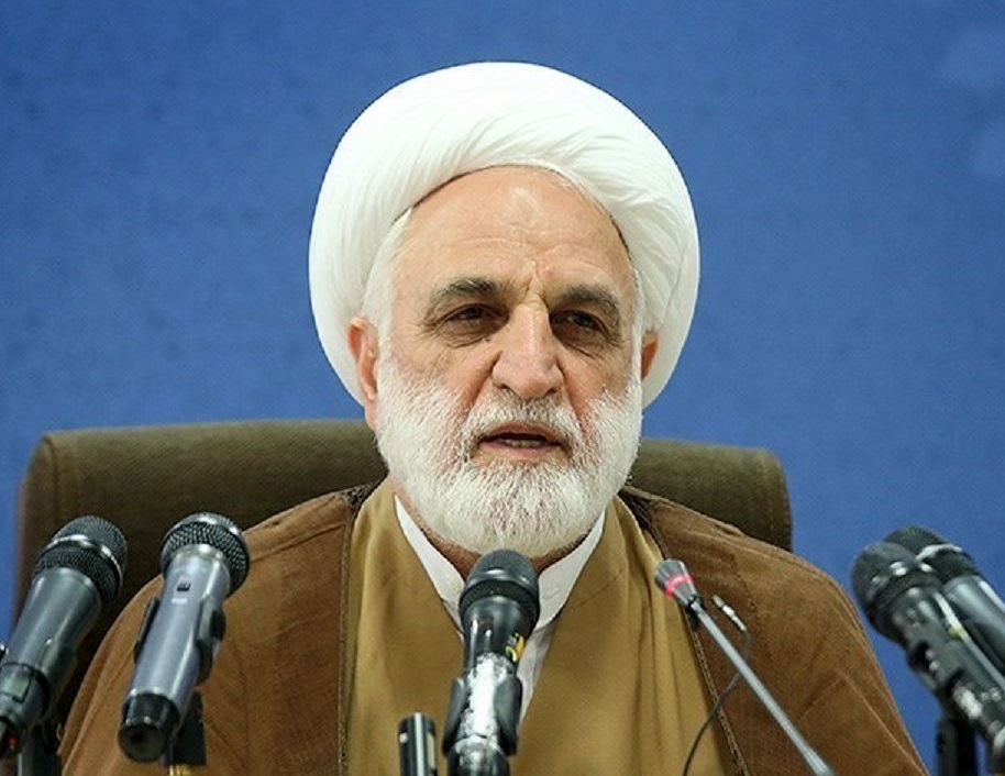 رئیس قوه قضاییه: در مقوله حجاب و عفاف، قاضی و ضابطین باید در چارچوب قانون گام بردارند؛ نمیخواهیم کار هیجانی و زودگذر انجام دهیم رئیس قوه قضاییه: در مقوله حجاب و عفاف، قاضی و ضابطین باید در چارچوب قانون گام بردارند؛ نمیخواهیم کار هیجانی و زودگذر انجام دهیم