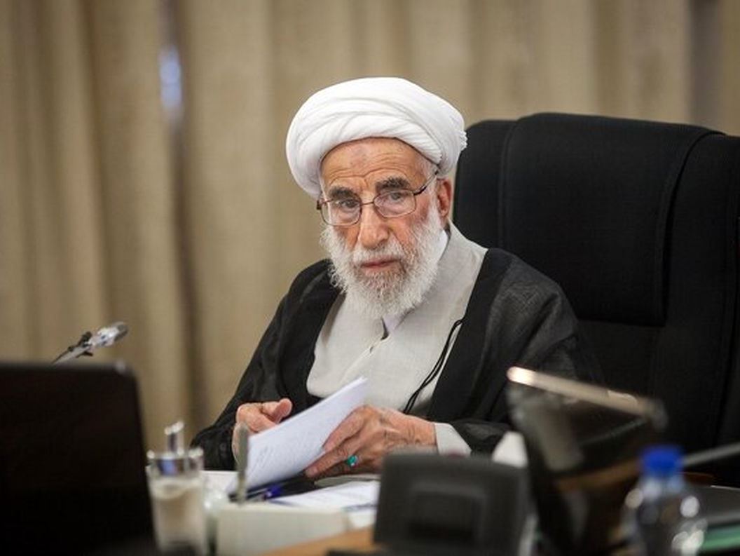 سخنگوی شورای نگهبان در واکنش به شایعات پیرامون عدم حضور آیت الله جنتی در شورا: این موضوع به زودی اعلام میشود سخنگوی شورای نگهبان در واکنش به شایعات پیرامون عدم حضور آیت الله جنتی در شورا: این موضوع به زودی اعلام میشود