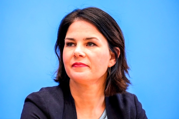 ایران بسته معرفیشده برای احیای برجام را بپذیرد ایران بسته معرفیشده برای احیای برجام را بپذیرد