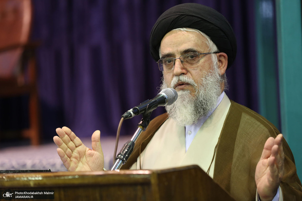 آیت الله مرتضوی: امام خمینی(س) امر به معروف و نهی از منکر را در سطح «حکومت» معنا می کنند/ برخی رفتارهایی که صورت می گیرد اساسا ربطی به دین ندارد/ منظور امام از حفظ نظام «نظام اجتماعی» است آیت الله مرتضوی: امام خمینی(س) امر به معروف و نهی از منکر را در سطح «حکومت» معنا می کنند/ برخی رفتارهایی که صورت می گیرد اساسا ربطی به دین ندارد/ منظور امام از حفظ نظام «نظام اجتماعی» است