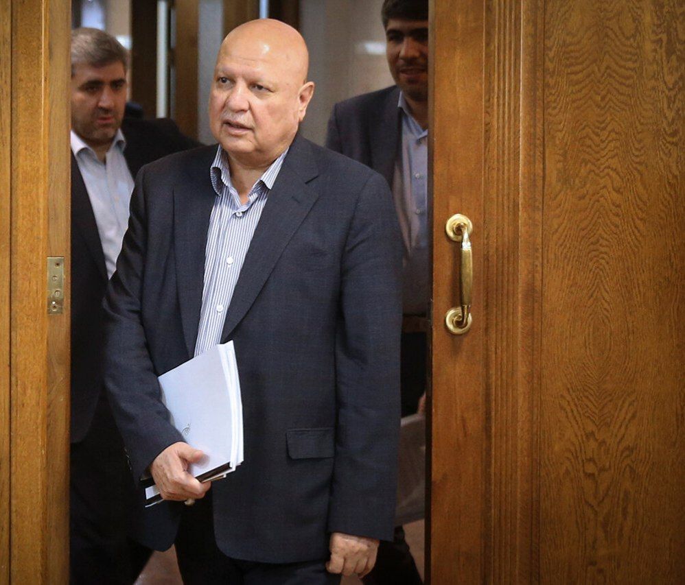 رئیس سازمان برنامه: مردم یارانه نقدی را به کالابرگ ترجیح میدهند رئیس سازمان برنامه: مردم یارانه نقدی را به کالابرگ ترجیح میدهند