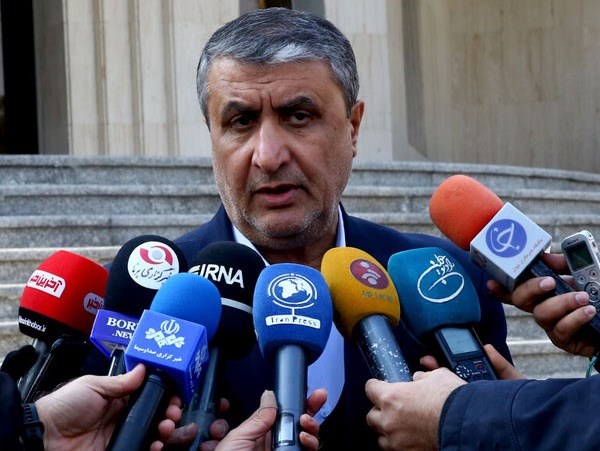 اسلامی: به برجام پایبندیم؛ نه یک کلمه کمتر نه یک کلمه بیشتر اسلامی: به برجام پایبندیم؛ نه یک کلمه کمتر نه یک کلمه بیشتر