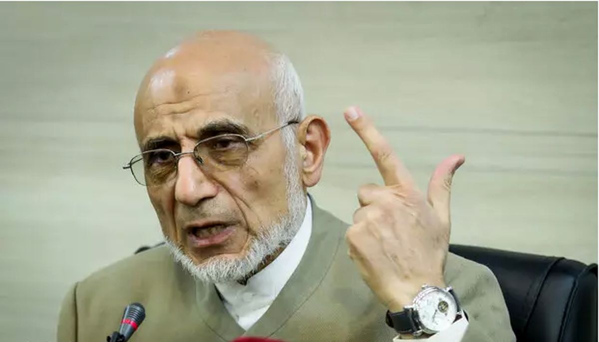 در خیابان افرادی را دیدم که لخت مادرزاد بودند/ اعترافات دستگیرشدگان باید عمومی شود در خیابان افرادی را دیدم که لخت مادرزاد بودند/ اعترافات دستگیرشدگان باید عمومی شود