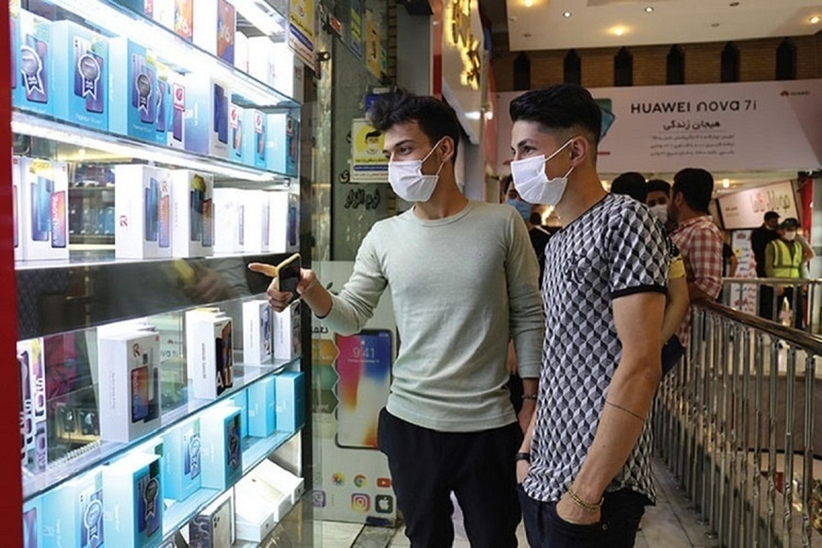 بیتوجهی بازار موبایل به دلار بیتوجهی بازار موبایل به دلار