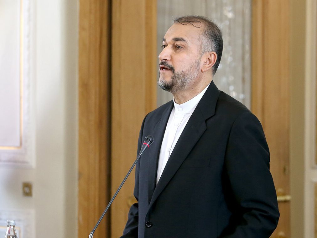 امیرعبداللهیان: در مذاکرات احیای برجام، در سه موضوع همچنان با آمریکا اختلاف نظر داریم؛ مسائل باقیمانده آژانس، تضمین اقتصادی و موضوع تسری تحریمها به طرفهای ثالث / متن باید نیرومندتر شود امیرعبداللهیان: در مذاکرات احیای برجام، در سه موضوع همچنان با آمریکا اختلاف نظر داریم؛ مسائل باقیمانده آژانس، تضمین اقتصادی و موضوع تسری تحریمها به طرفهای ثالث / متن باید نیرومندتر شود