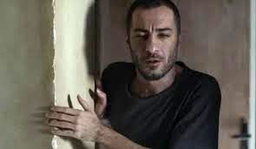 گریههای شدید نوید محمدزاده در پشت صحنه یک فیلم گریههای شدید نوید محمدزاده در پشت صحنه یک فیلم