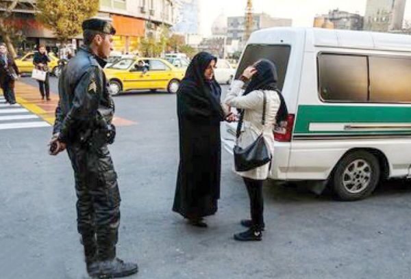 گشتهای ارشاد فقط در حد تذکر است، بازداشت در کار نیست گشتهای ارشاد فقط در حد تذکر است، بازداشت در کار نیست