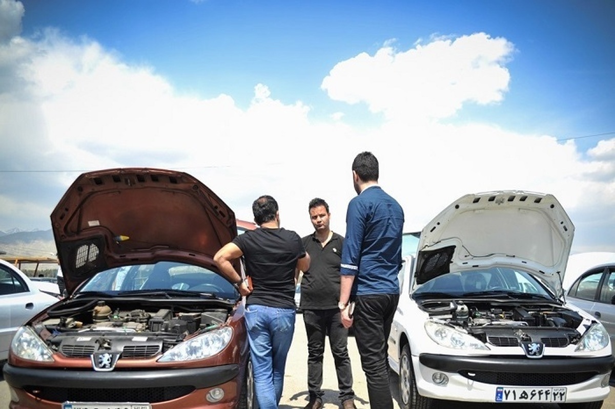 کاهش قیمت خودرو کارکرده واقعیت دارد؟ کاهش قیمت خودرو کارکرده واقعیت دارد؟