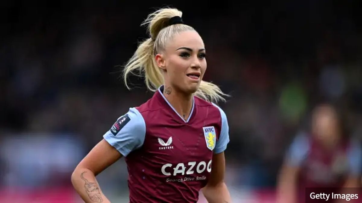 شغل جدید و غیرمنتظره زیباترین فوتبالیست زن جهان چیست؟ شغل جدید و غیرمنتظره زیباترین فوتبالیست زن جهان چیست؟