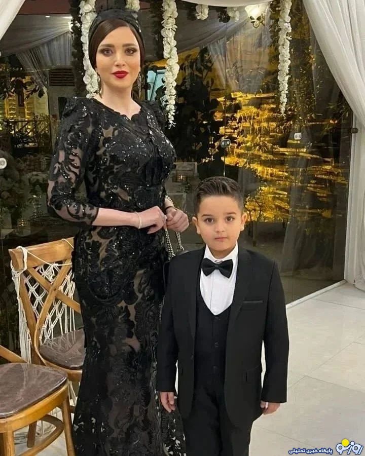 بهنوش طباطبایی با این سر و وضع در پارتی شبانه/عکس بهنوش طباطبایی با این سر و وضع در پارتی شبانه/عکس