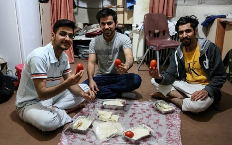 کمترین هزینه یک دانشجو در ماه چقدر است؟ کمترین هزینه یک دانشجو در ماه چقدر است؟