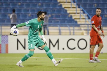 عکس | شب یلدای متفاوت بیرانوند با لباس تراکتور! عکس | شب یلدای متفاوت بیرانوند با لباس تراکتور!