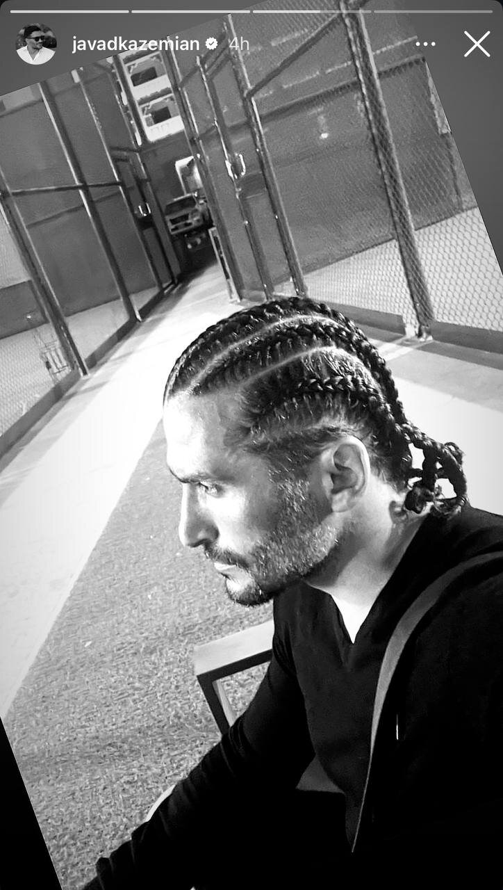 عکس | استایل متفاوت جواد کاظمیان با موهای بافتهشده!