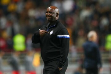 عکس | پیتسو موسیمانه در 25 سالگی؛ تصویر زیرخاکی از سرمربی استقلال عکس | پیتسو موسیمانه در 25 سالگی؛ تصویر زیرخاکی از سرمربی استقلال