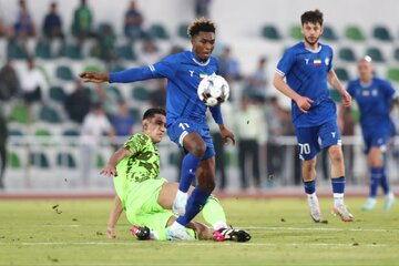 رونمایی از ۲ خرید جدید استقلال مقابل ملوان رونمایی از ۲ خرید جدید استقلال مقابل ملوان