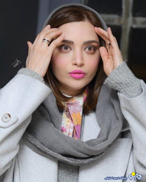 چهره جدید بهنوش طباطبایی در نمایشگاه نقاشی(عکس) چهره جدید بهنوش طباطبایی در نمایشگاه نقاشی(عکس)