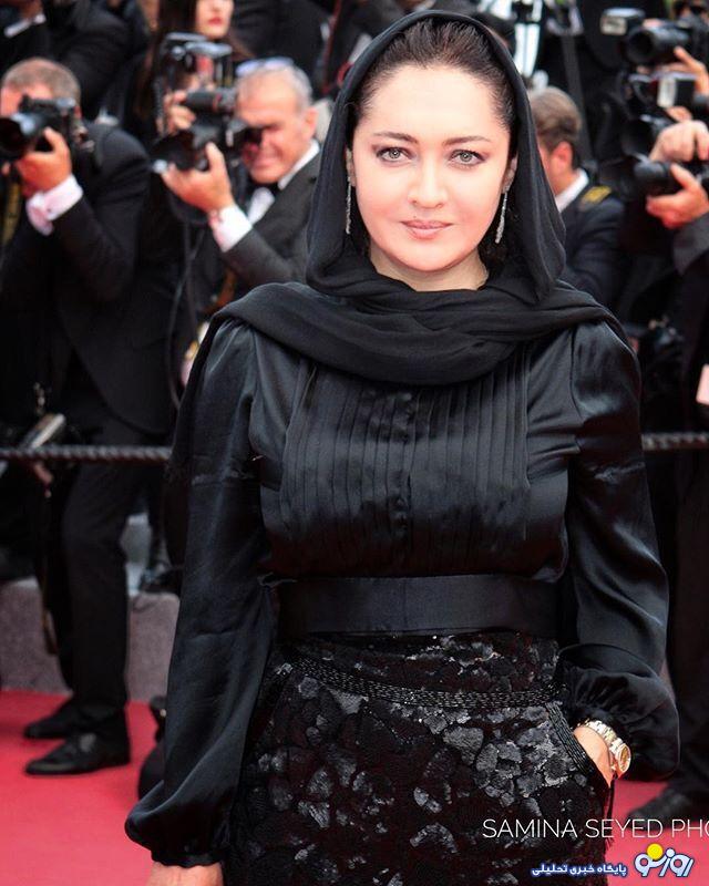 عکس/ نیکی کریمی روی فرش قرمز با لباس مجلسی ساتن و اکسسوری خاص عکس/ نیکی کریمی روی فرش قرمز با لباس مجلسی ساتن و اکسسوری خاص