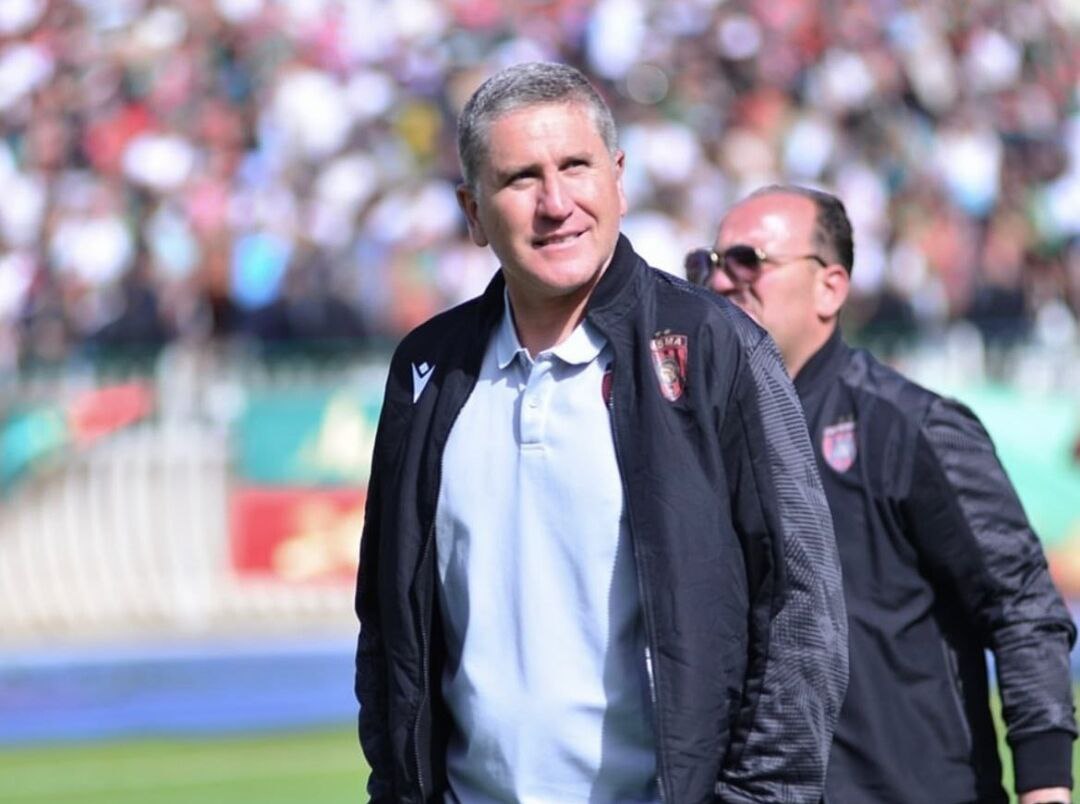 خیال طرفداران پرسپولیس بابت سرمربی راحت شد