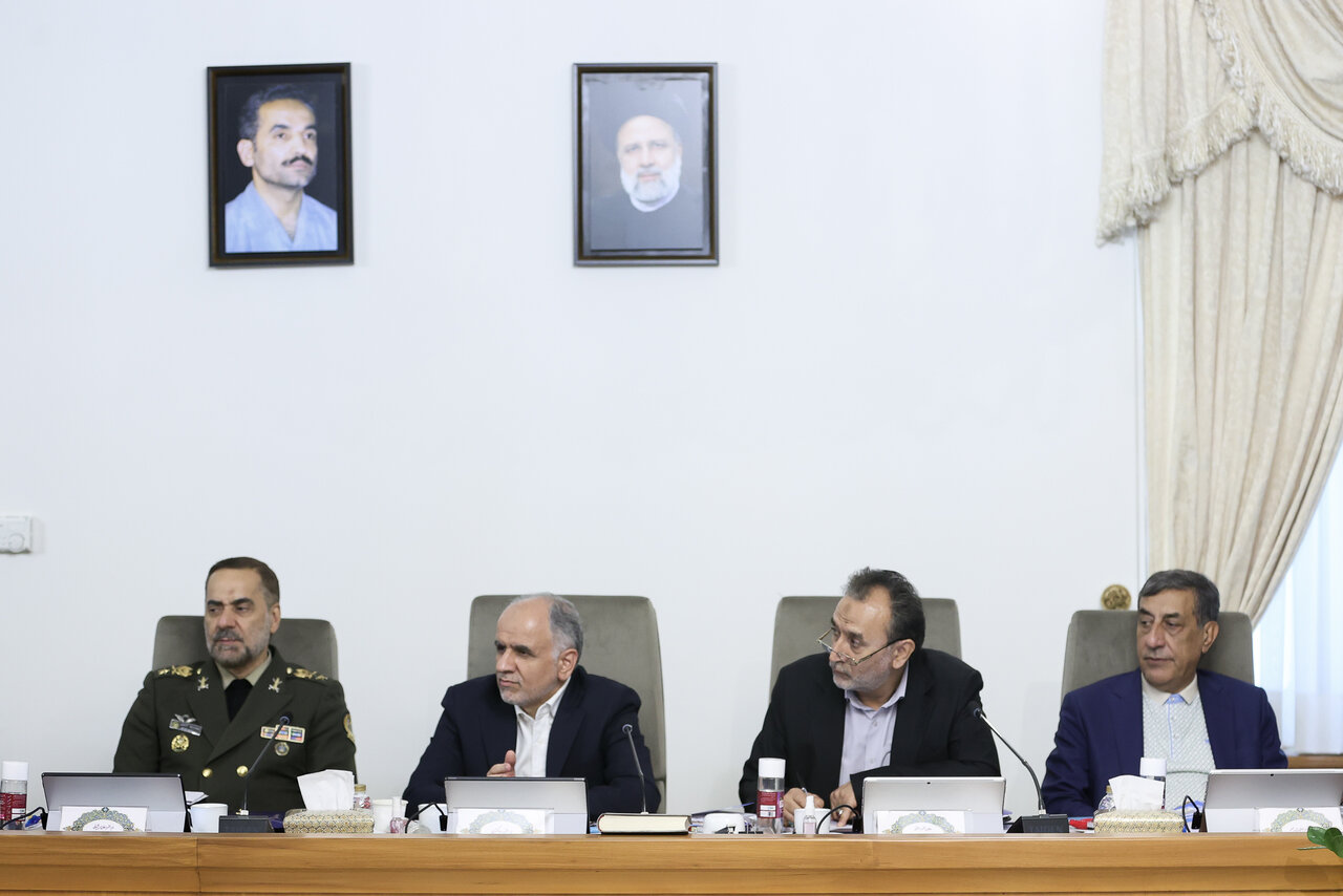 همنشینی وزرای پزشکیان و رئیسی در یک جلسه