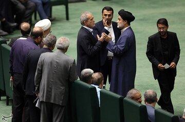 یک وزیر چند رای باید بیاورد تا وزیر شود؟ یک وزیر چند رای باید بیاورد تا وزیر شود؟