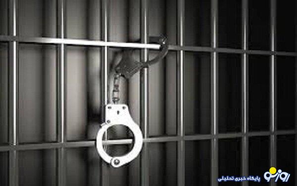 بازداشت خانم مالخر با موبایلهای سرقتی بستهبندی شده برای ارسال به خارج از کشور بازداشت خانم مالخر با موبایلهای سرقتی بستهبندی شده برای ارسال به خارج از کشور