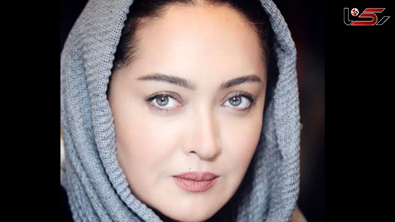 نیکی کریمی : در رستوران غذا می خوردم آقاهه خواست با گوشیش بره دستشویی خانمش گفت با گوشی؟ آقا گوشی رو کوبید رو میز ! نیکی کریمی : در رستوران غذا می خوردم آقاهه خواست با گوشیش بره دستشویی خانمش گفت با گوشی؟ آقا گوشی رو کوبید رو میز !