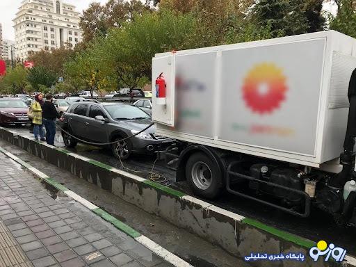 قیمت عجیب بنزین سیار / لیتری ۲۵ تا ۳۵ هزار تومان! قیمت عجیب بنزین سیار / لیتری ۲۵ تا ۳۵ هزار تومان!