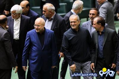 تحرکات وسیع تندروها علیه دولت تحرکات وسیع تندروها علیه دولت