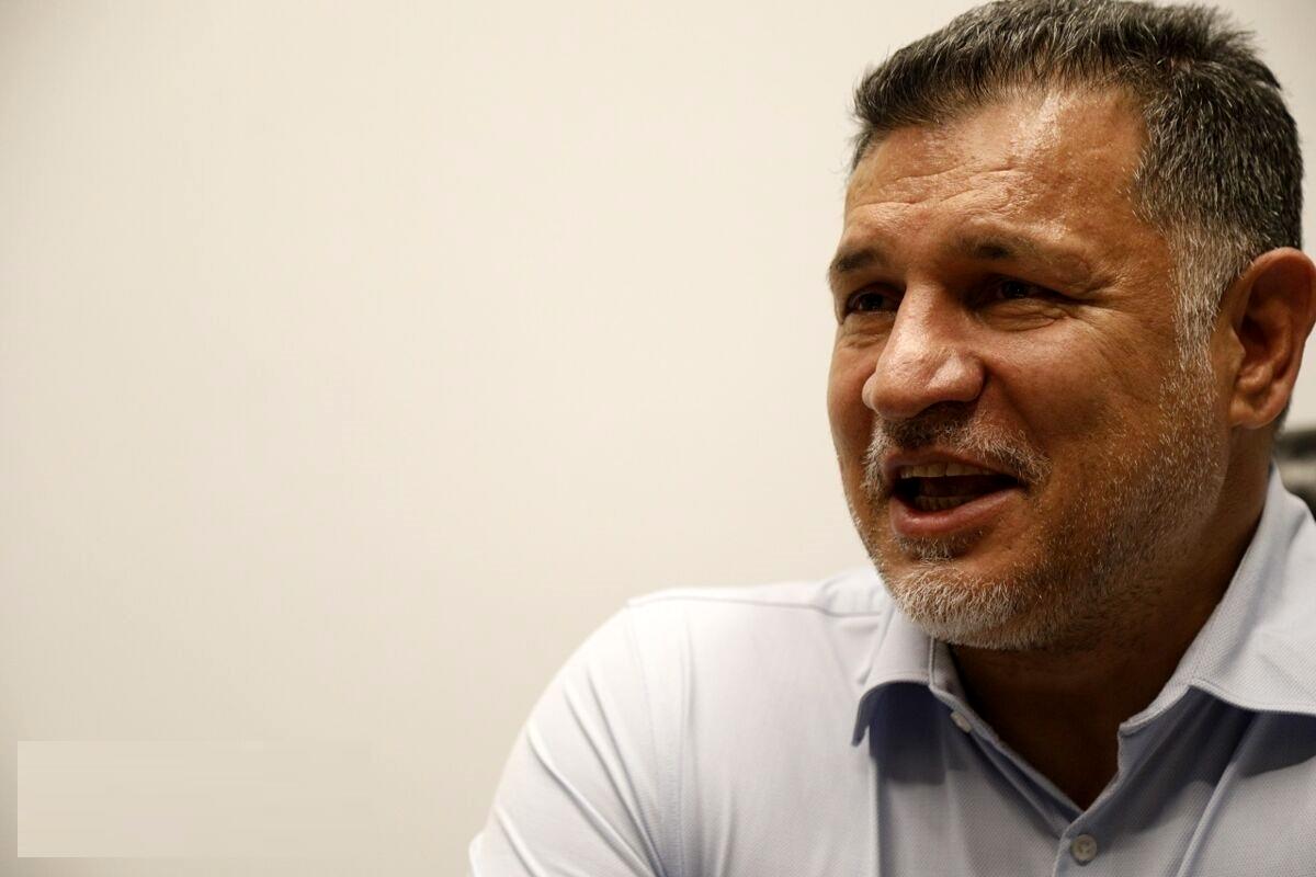 علی دایی در مشهد شاکی شد علی دایی در مشهد شاکی شد