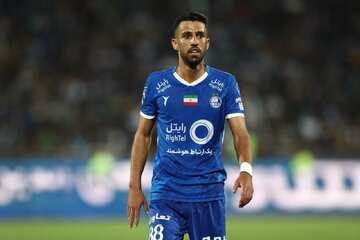 حمله رضاوند به بازیکن همتیمی! حمله رضاوند به بازیکن همتیمی!