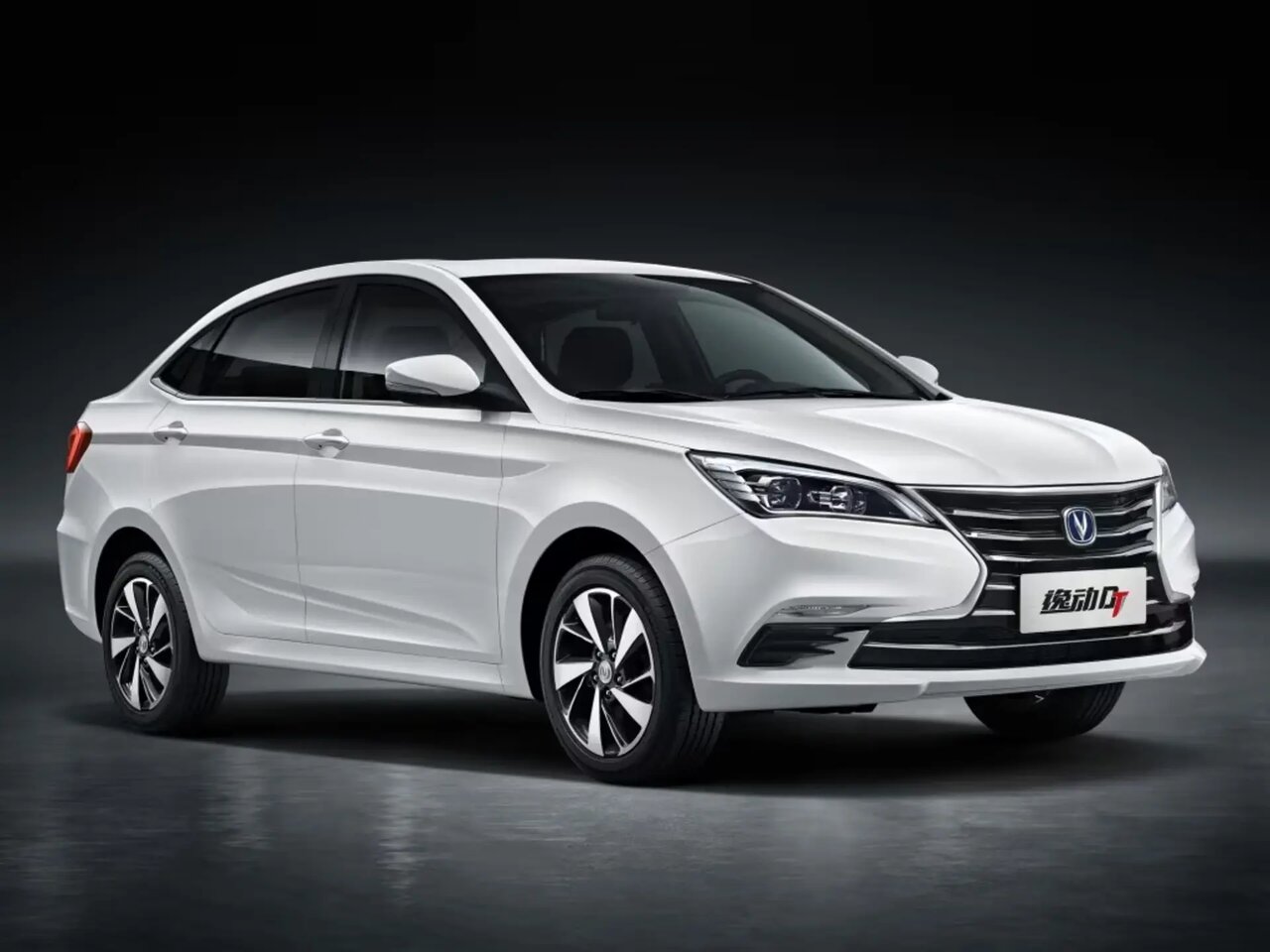 مشخصات اینووی، سدان جدید بازار /عکس