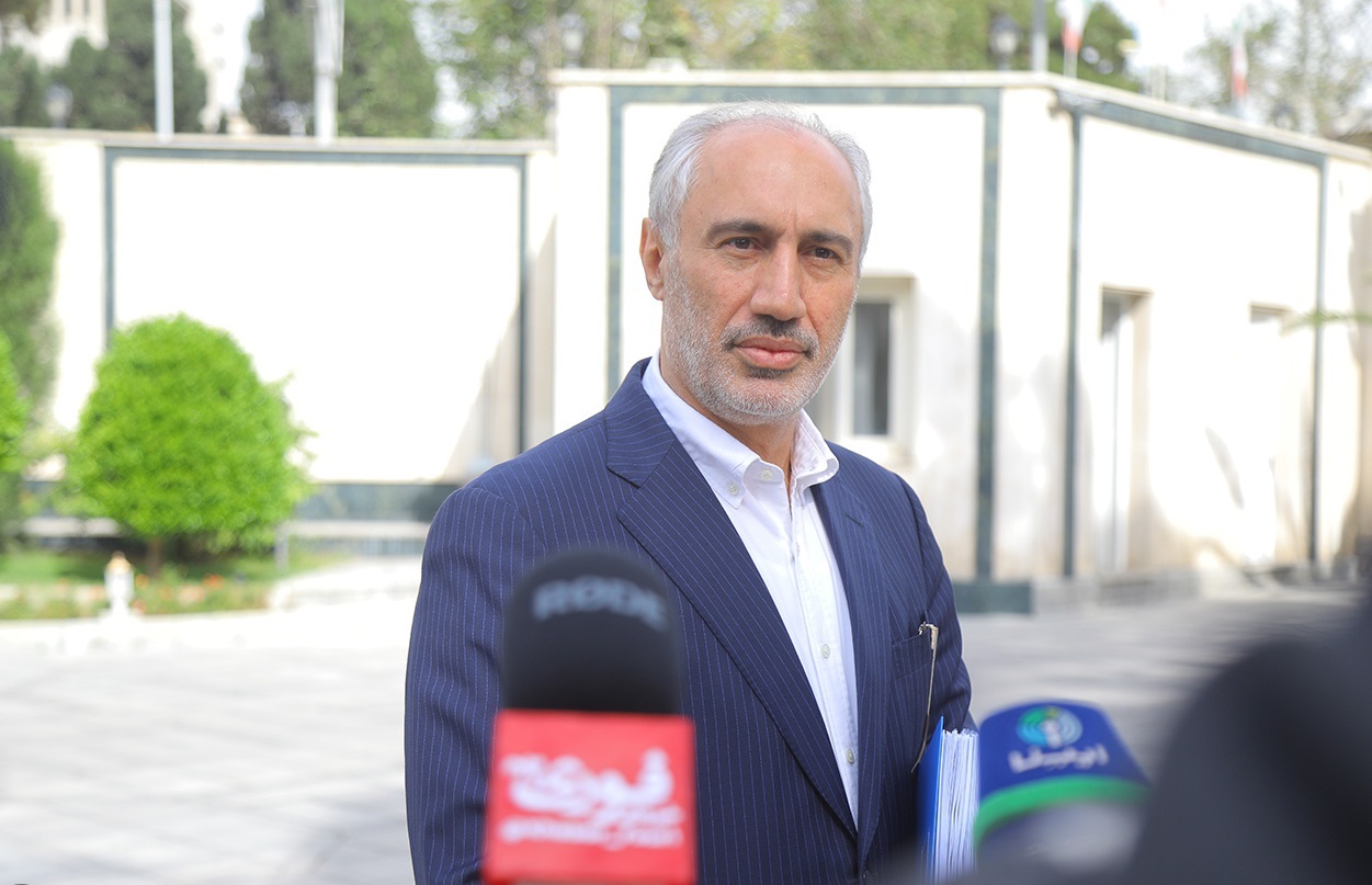 رئیس سازمان برنامه و بودجه: منابع حاصل از افزایش مالیات بر ارزش افزوده، صرفاً برای معیشت مردم و کالابرگ هزینه خواهد شد / همه معلمان و حدود ۷۰ درصد کارکنان دولت از معافیت مالیاتی برخوردار میشوند رئیس سازمان برنامه و بودجه: منابع حاصل از افزایش مالیات بر ارزش افزوده، صرفاً برای معیشت مردم و کالابرگ هزینه خواهد شد / همه معلمان و حدود ۷۰ درصد کارکنان دولت از معافیت مالیاتی برخوردار میشوند