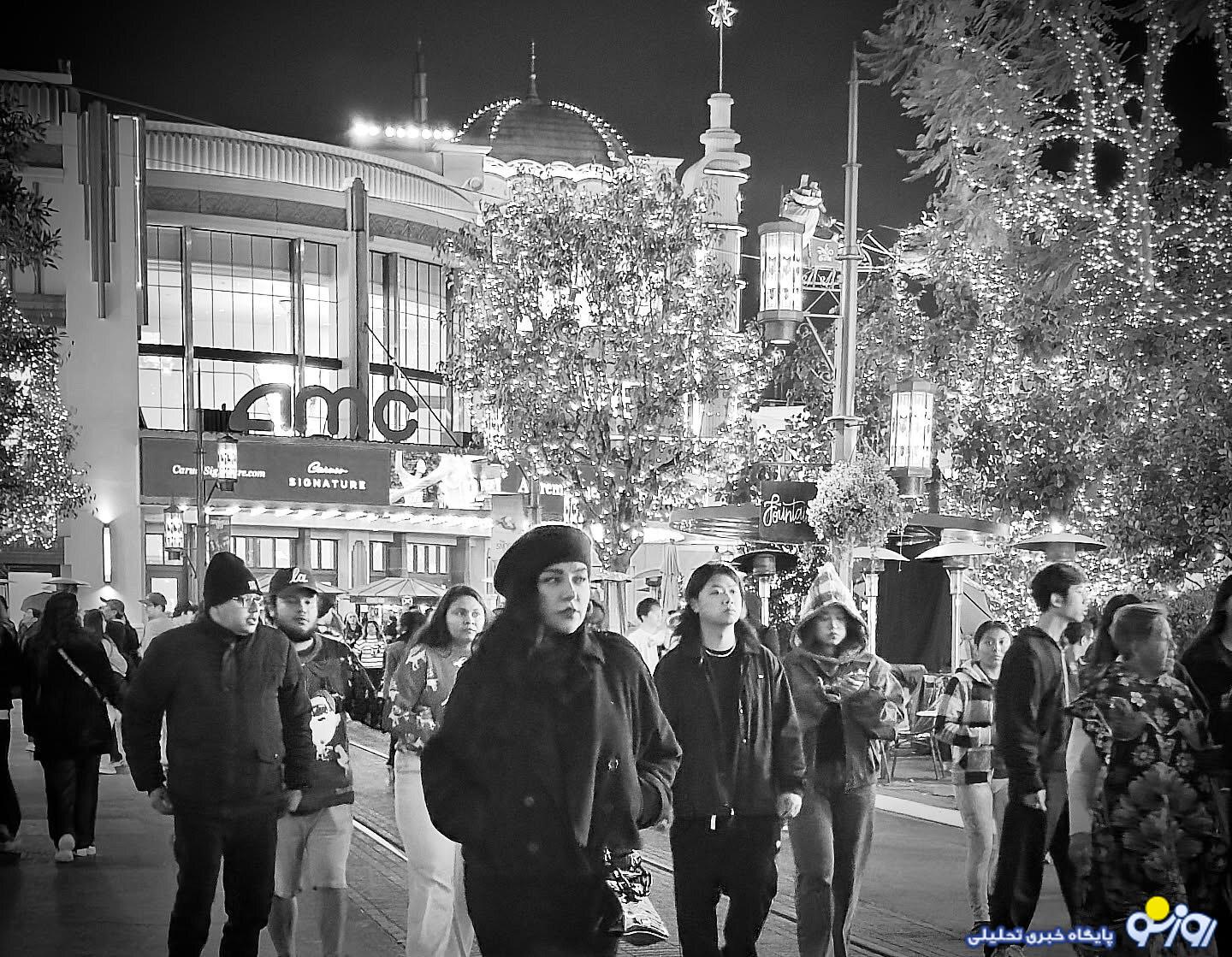 عکس جدید از همسر سابق شهاب حسینی در آمریکا عکس جدید از همسر سابق شهاب حسینی در آمریکا