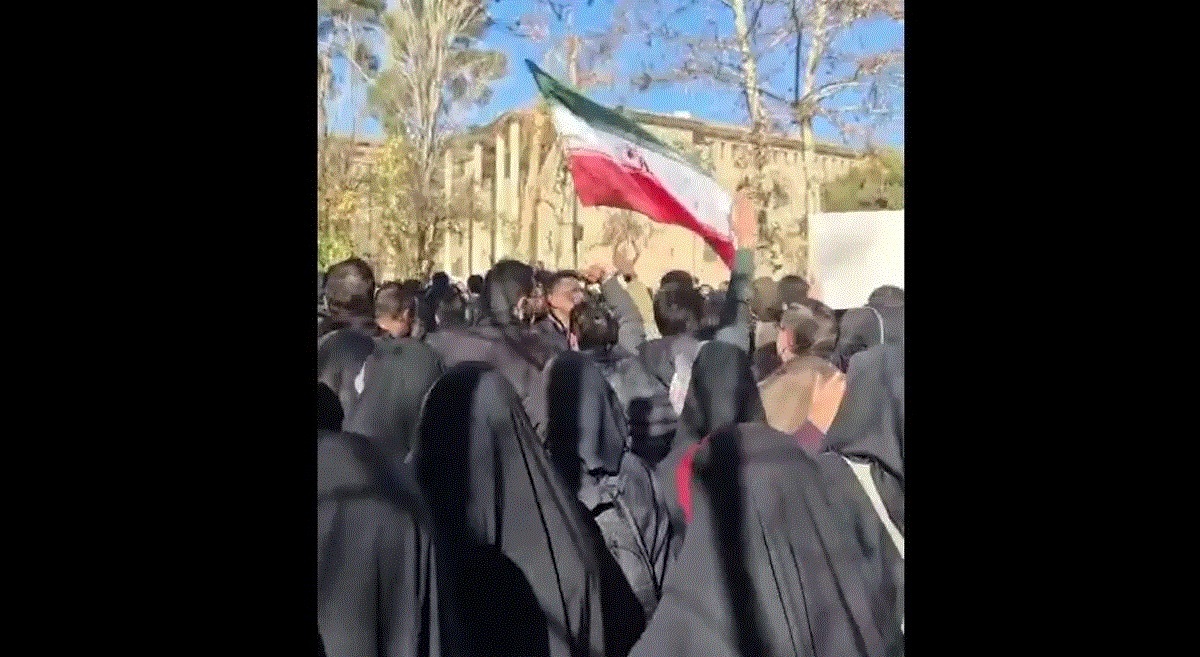 تجمعات اعتراضی دانشجویان در چند دانشگاه تهران