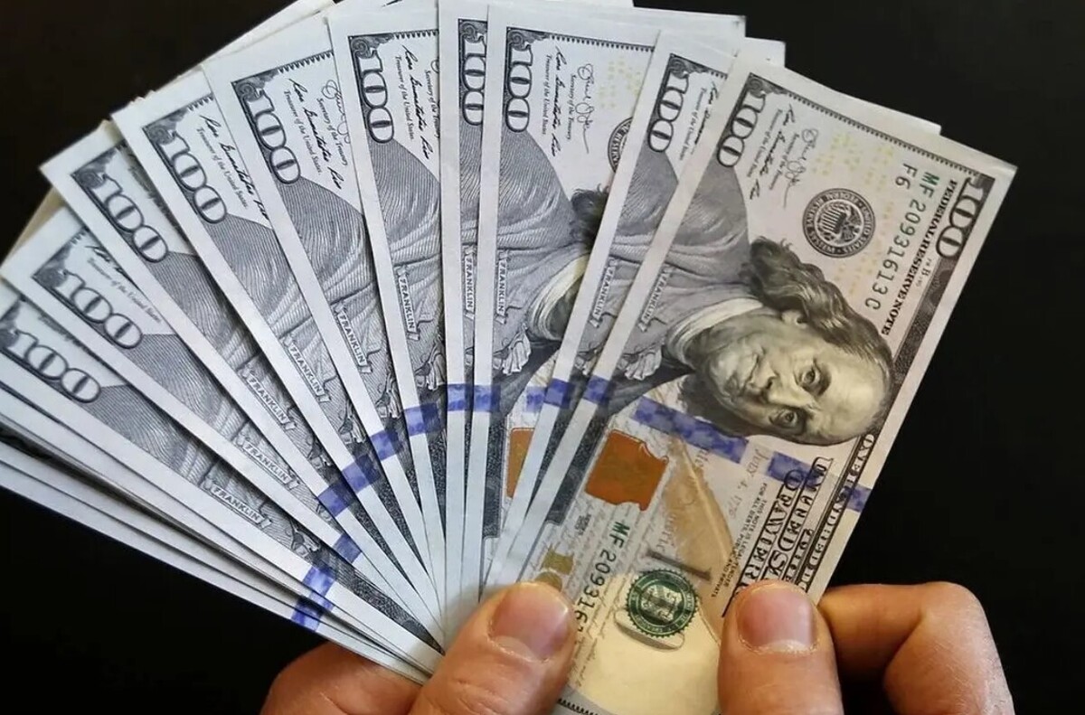 سقوط ناگهانی قیمت دلار بازار آزاد امروز ۱۷ اردیبهشت ۱۴۰۴ / ریزش ۳ تا ۷ هزارتومانی در چندساعت! سقوط ناگهانی قیمت دلار بازار آزاد امروز ۱۷ اردیبهشت ۱۴۰۴ / ریزش ۳ تا ۷ هزارتومانی در چندساعت!