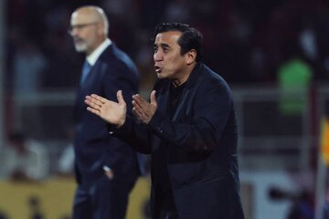 خداداد عزیزی: تراکتور فوتبالی قهرمان شد و پزشکیان و تاج برای ما گل نزدند/مادر بیرانوند چه گناهی کرده که به او فحش میدهند؟ خداداد عزیزی: تراکتور فوتبالی قهرمان شد و پزشکیان و تاج برای ما گل نزدند/مادر بیرانوند چه گناهی کرده که به او فحش میدهند؟