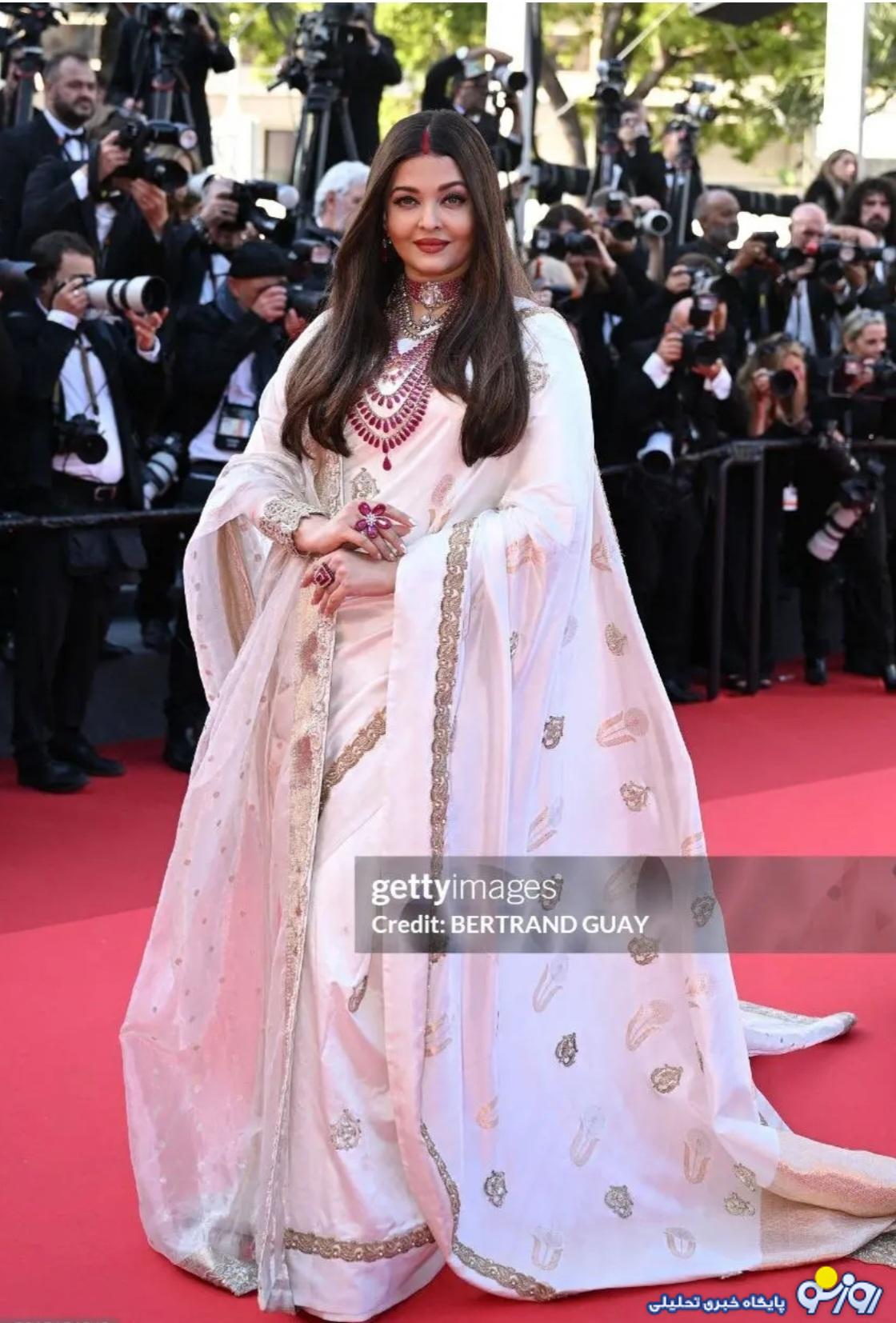 آیشواریا رای با استایل هندی در کن ۲۰۲۵ درخشید آیشواریا رای با استایل هندی در کن ۲۰۲۵ درخشید