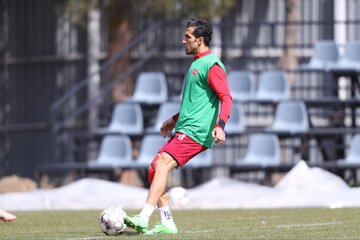 کاپیتان پرسپولیس مشتری جدید پیدا کرد کاپیتان پرسپولیس مشتری جدید پیدا کرد