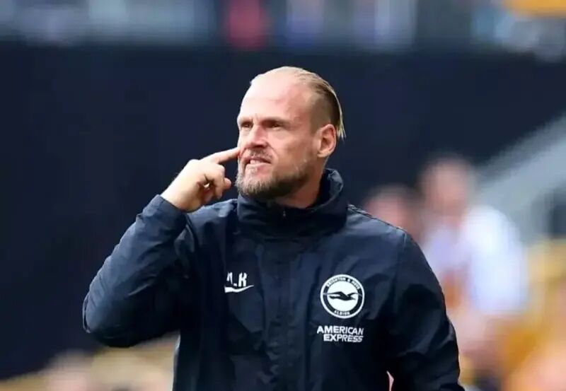 مربی برایتون پیشنهاد پرسپولیس را رد کرد! مربی برایتون پیشنهاد پرسپولیس را رد کرد!